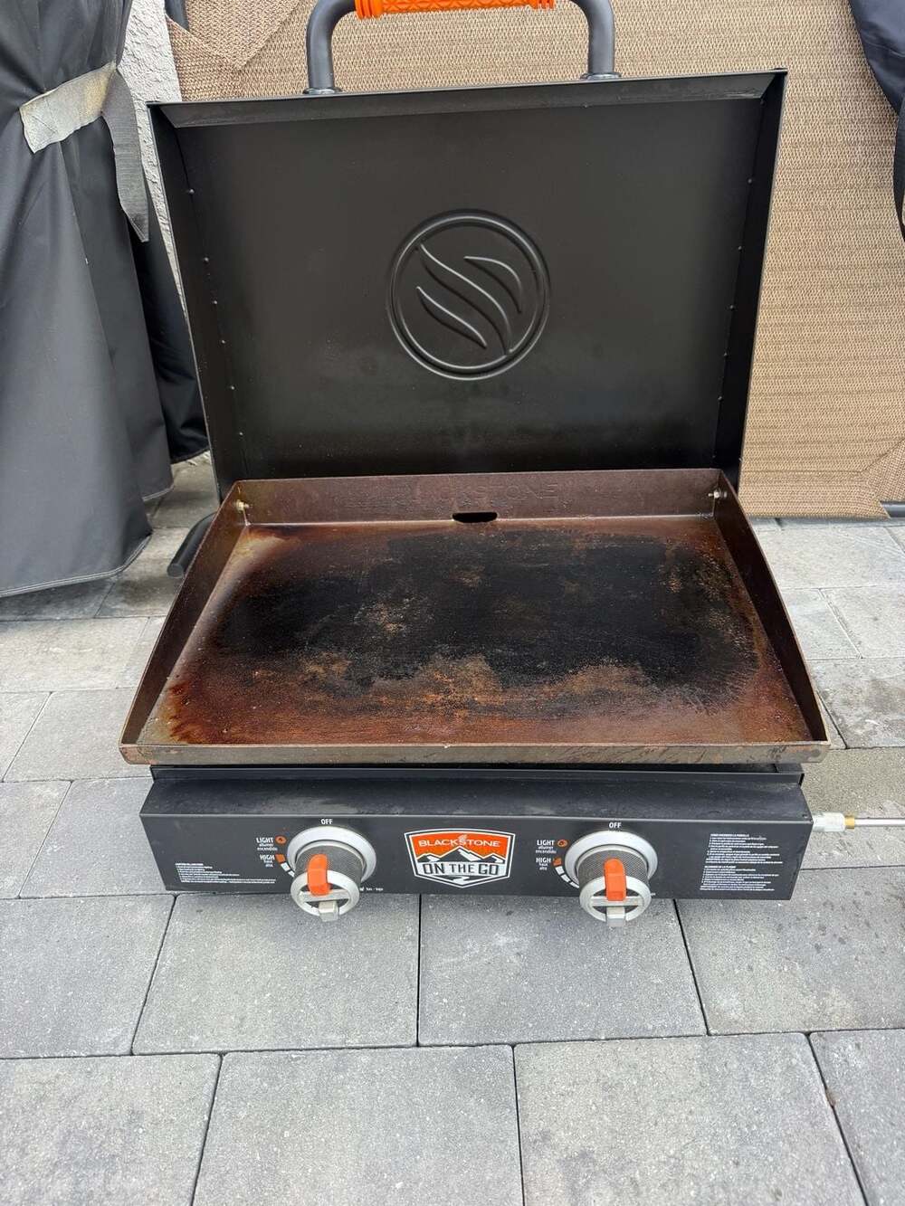 Blackstone 22" On-The-Go Tabletop Griddle with Hood and Carry Bag